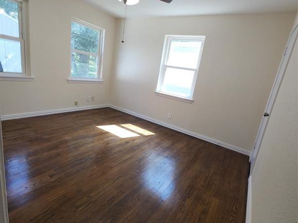 722  22nd Street , Grand Prairie Texas 75050