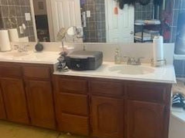 1531  Birkenhead Lane , Lancaster Texas 75134