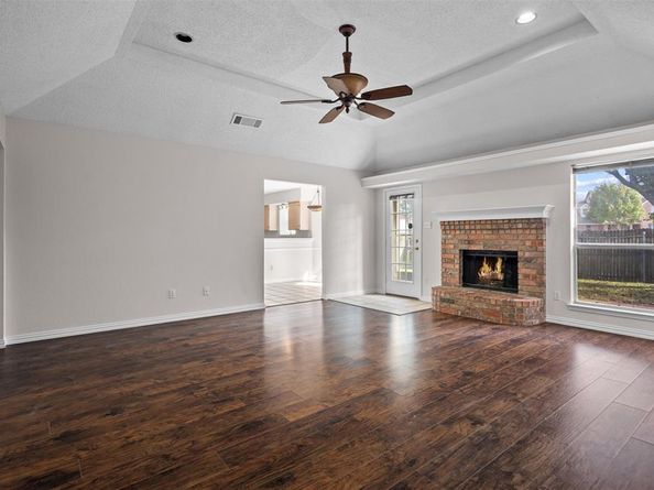 208  Loma Alta Drive , Mesquite Texas 75150