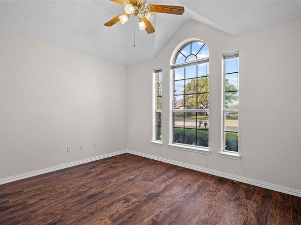 208  Loma Alta Drive , Mesquite Texas 75150