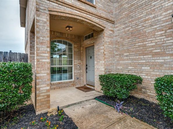 5037  Glenscape Trail , Fort Worth Texas 76137