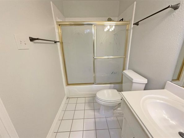 6804  Savannah Lane , Fort Worth Texas 76132