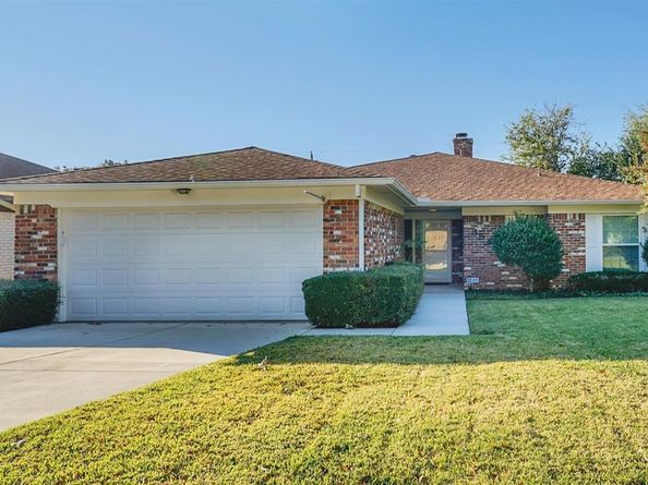 3541  Wedgworth Road S, Fort Worth Texas 76133