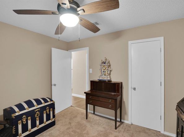 3541  Wedgworth Road S, Fort Worth Texas 76133