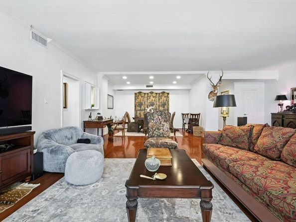 5200  Keller Springs Road  1322, Dallas Texas 75248