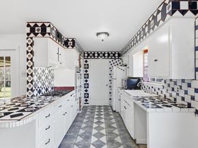 1769  Mapleton Drive , Dallas Texas 75228