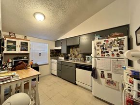 303  Elliott Street , Arlington Texas 76013