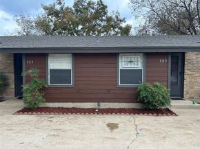 303  Elliott Street , Arlington Texas 76013