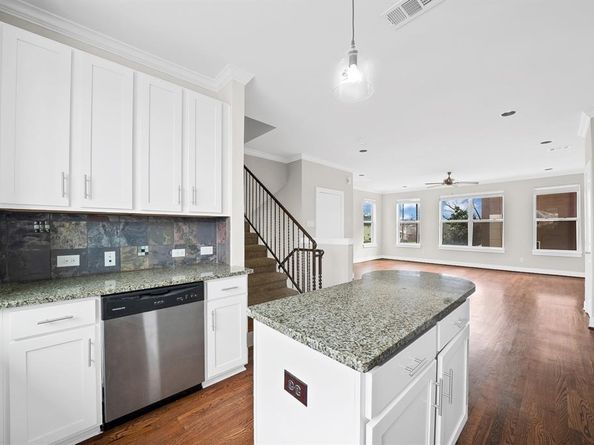 1516  Hope Street , Dallas Texas 75206