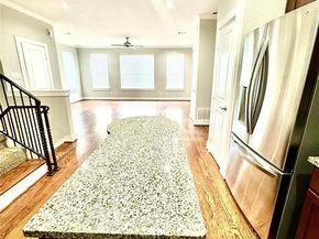 1516  Hope Street , Dallas Texas 75206