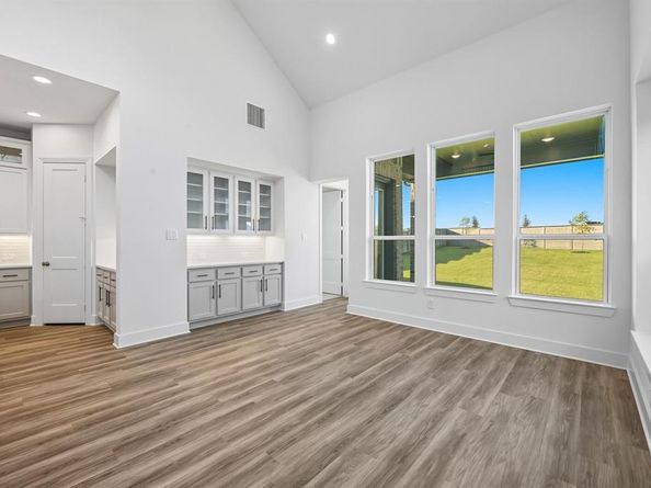 11760  Edgewood Drive , Justin Texas 76247