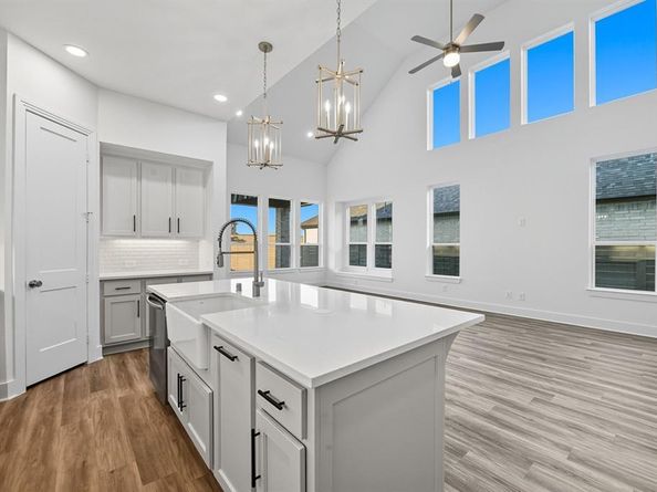 11760  Edgewood Drive , Justin Texas 76247