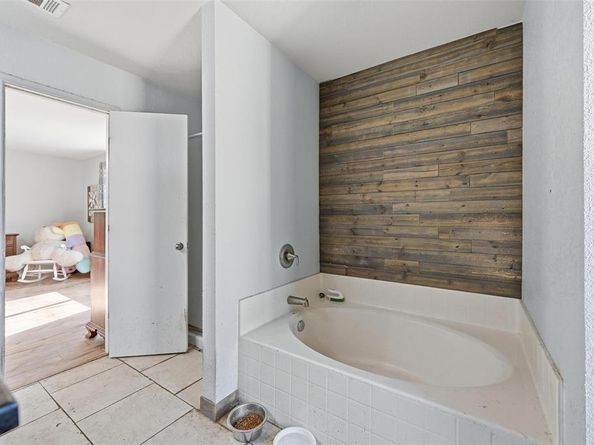 1908  Wickham Drive , Burleson Texas 76028