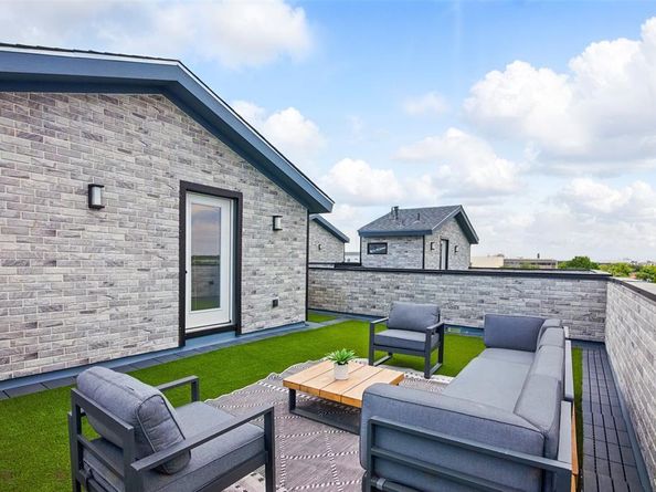 430 E 8th   104, Dallas Texas 75203