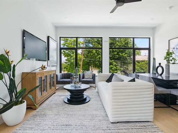 430 E 8th   104, Dallas Texas 75203