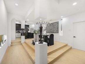 3343  Parvia Avenue , Dallas Texas 75212