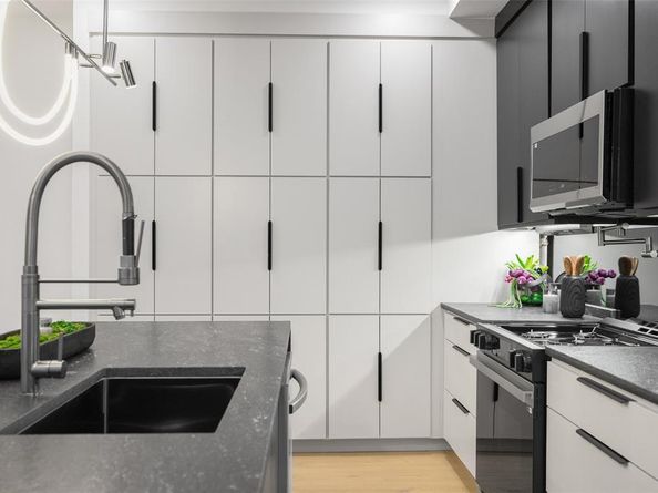 3343  Parvia Avenue , Dallas Texas 75212