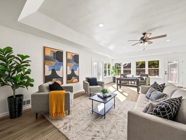 3609  Hidalgo Street , Irving Texas 75062