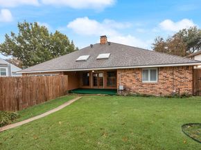 420 E Coachlight Trail , Rockwall Texas 75087