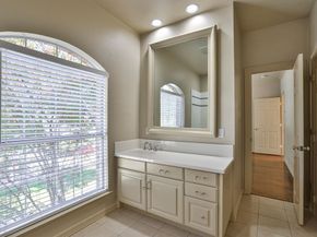 6208  Troon Road , Fort Worth Texas 76132