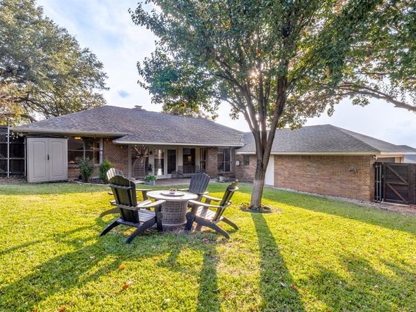 1210  Wiltshire Drive , Carrollton Texas 75007