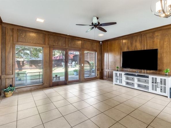 1210  Wiltshire Drive , Carrollton Texas 75007