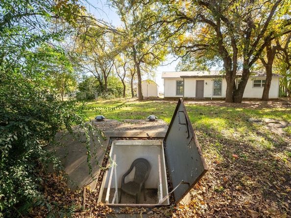 110  Muleta Drive , Oak Point Texas 75068