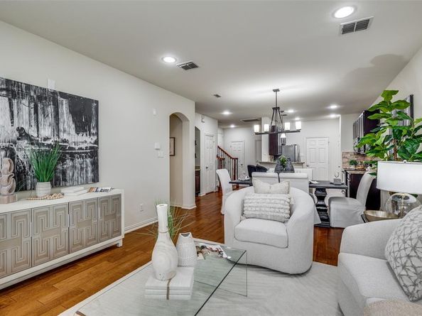 1720  Brookview Drive , Carrollton Texas 75007