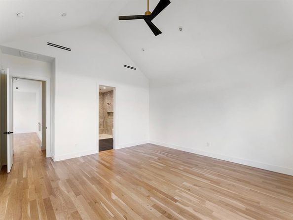 3753  Bolivar Drive , Dallas Texas 75220