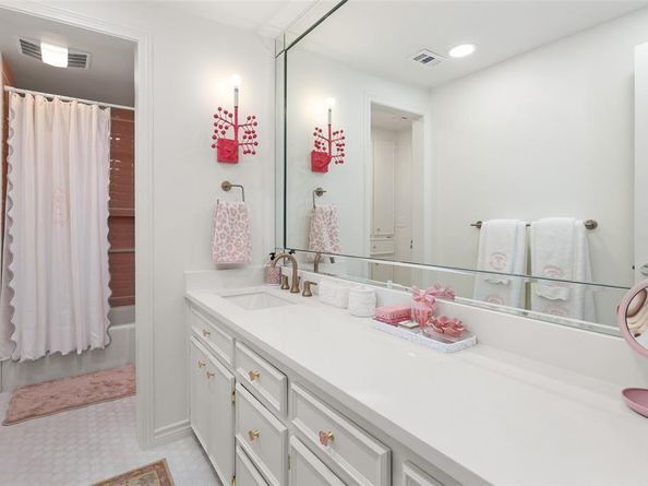 4604  Boulder Run , Fort Worth Texas 76109