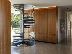 2900 W Kimball Avenue , Grapevine Texas 76051