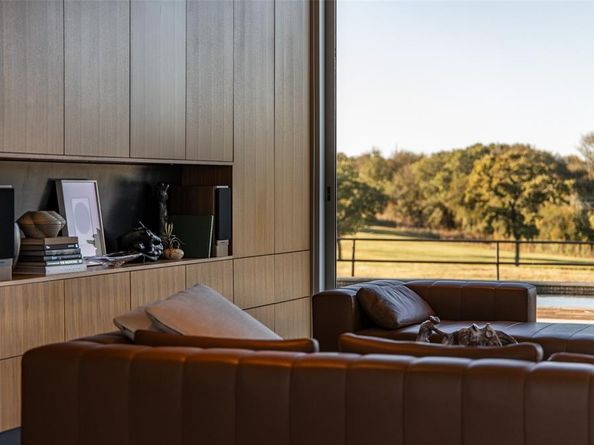 2900 W Kimball Avenue , Grapevine Texas 76051