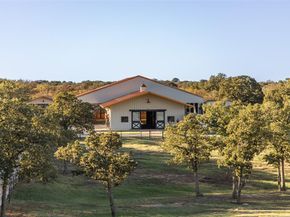 2900 W Kimball Avenue , Grapevine Texas 76051