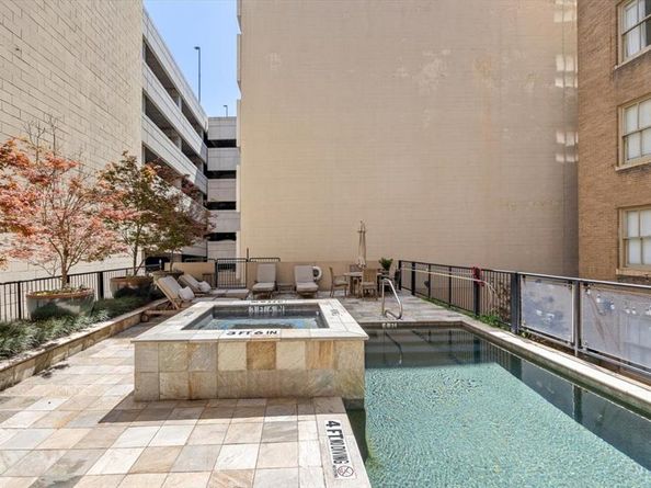 411  W 7th Street , Fort Worth Texas 76102