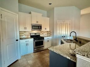 667  Sharpley  , Fate Texas 75087