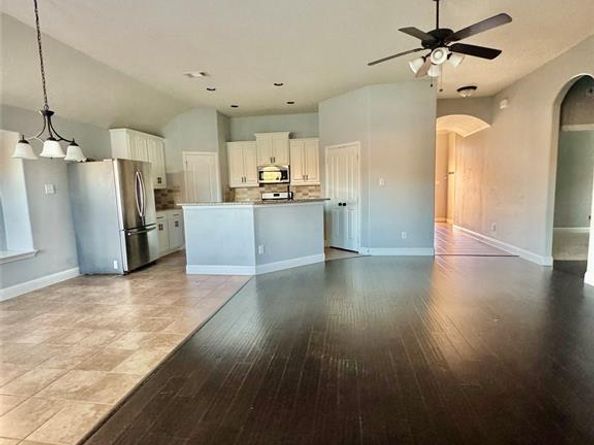 667  Sharpley  , Fate Texas 75087