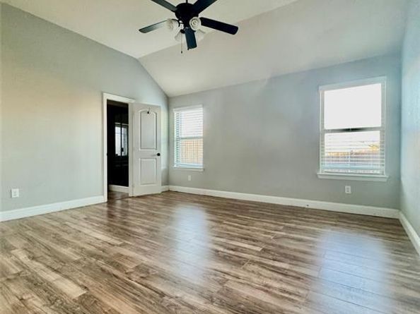 667  Sharpley  , Fate Texas 75087