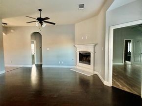 667  Sharpley  , Fate Texas 75087