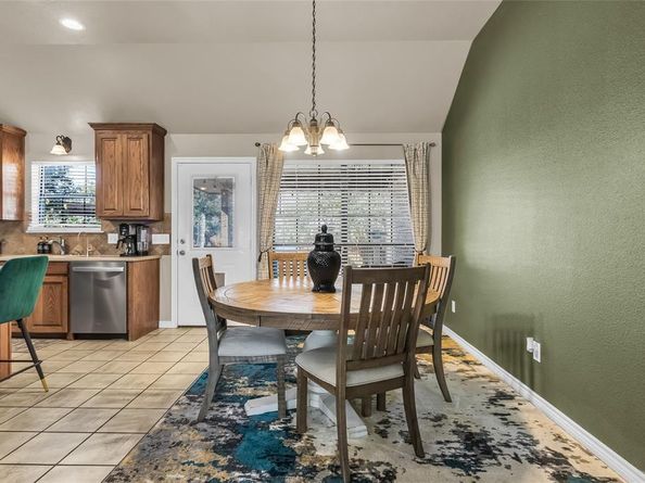 226  King George Road , Ponder Texas 76259