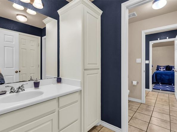 226  King George Road , Ponder Texas 76259