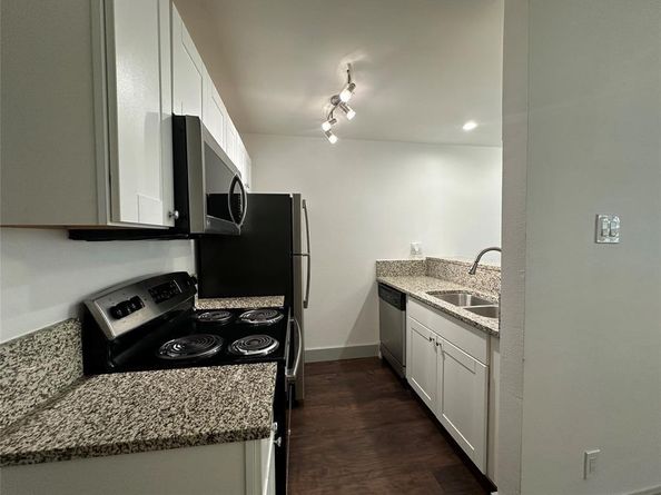 4633  Fairmount Street  207, Dallas Texas 75219