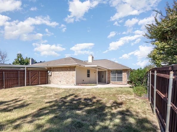 1724  Brighton Drive , Carrollton Texas 75007