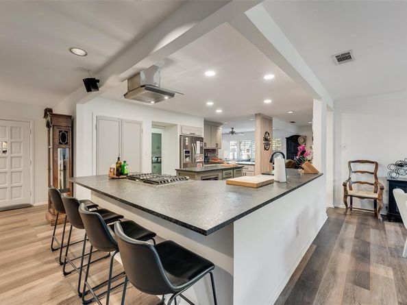 11132  Rosser Court , Dallas Texas 75229