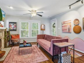 1211  Lansford Avenue , Dallas Texas 75224