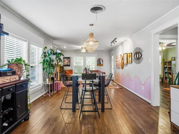 1211  Lansford Avenue , Dallas Texas 75224