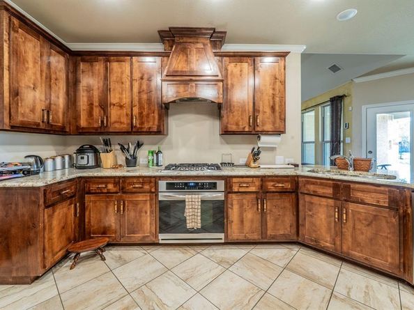 2852  Sonterra Drive , Cedar Hill Texas 75104