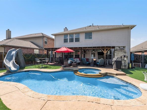 225  Redhead Drive , Little Elm Texas 75068