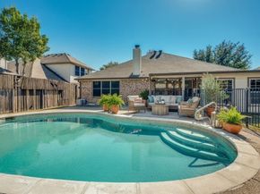 7927  Fox Chase Drive , Arlington Texas 76001