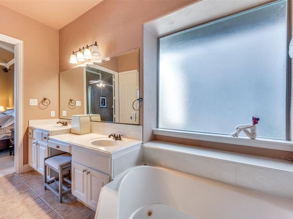 810  Redondo  , Irving Texas 75039