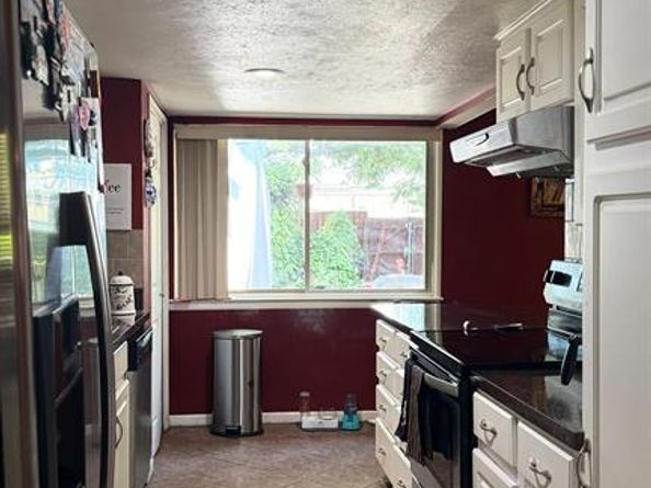 1206  Milam Way , Carrollton Texas 75006